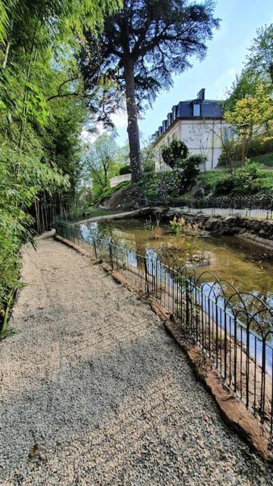 Grand Appart 150M2 Dans Belle Maison Bourgeoise Vernaison Extérieur photo