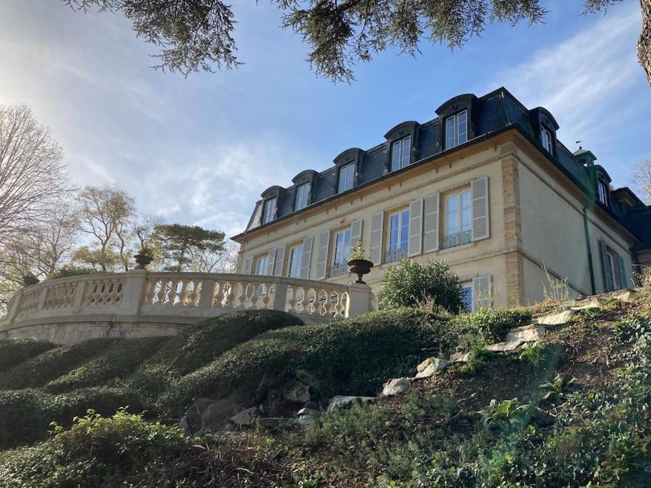 Grand Appart 150M2 Dans Belle Maison Bourgeoise Vernaison Extérieur photo